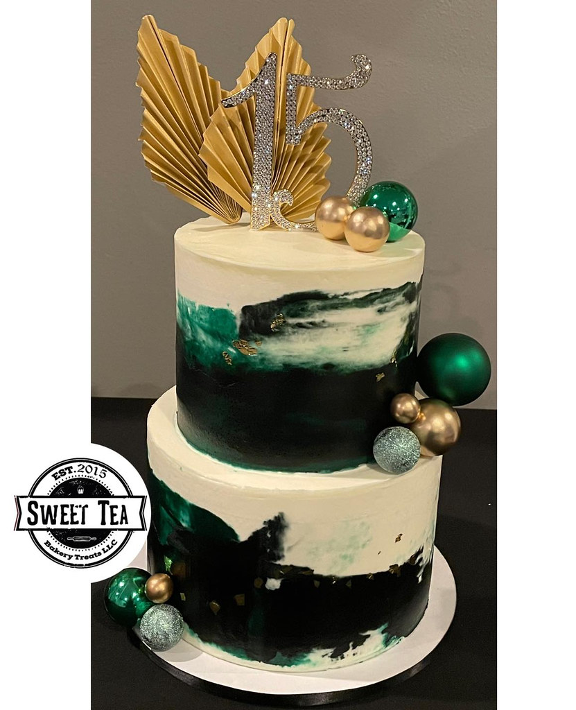 Cake by Sweet Tea Bakery Treats LLC. Amazing Cake Ideas Flickr
