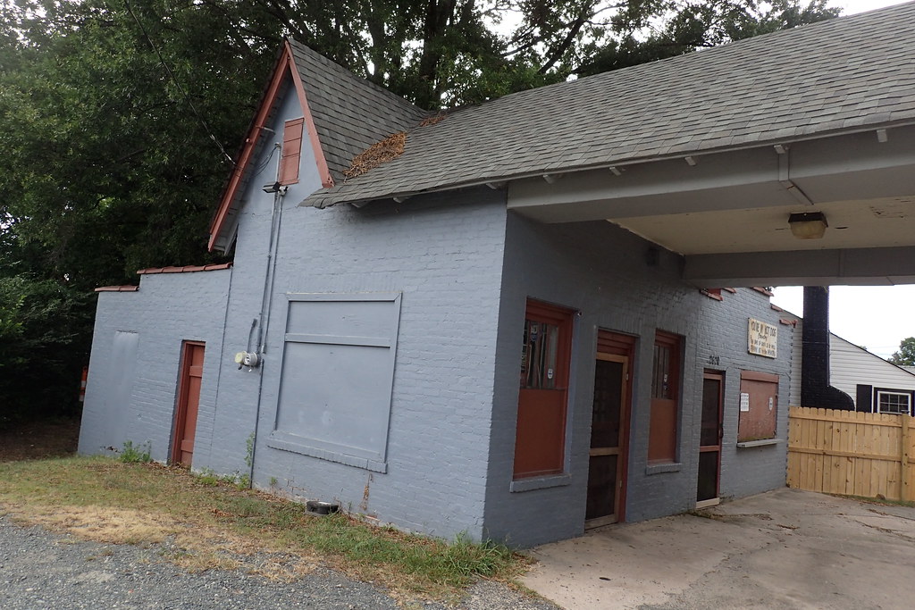 2620_Angier8103841 2620 Angier Avenue Durham NC Milo Pyne Flickr