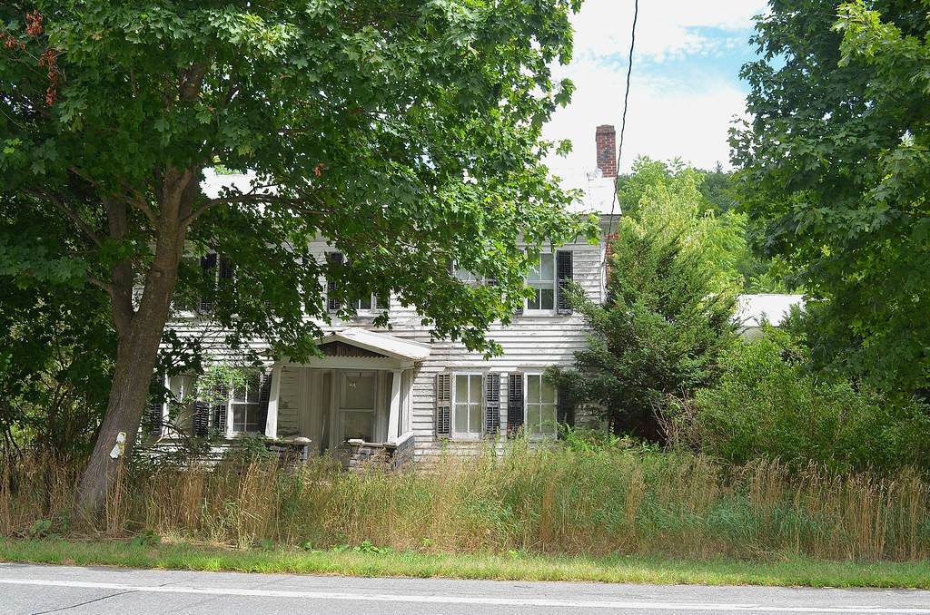 Farm near Preston Hollow This abandoned farm sits near Pre… Flickr