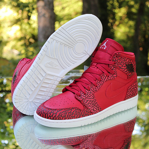 Air Jordan 1 Retro High Red Elephant Size 11.5 Black 83911… Flickr