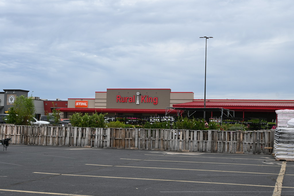 Rural King Cross Count Mall Mattoon IL Formerly Sears gameking3