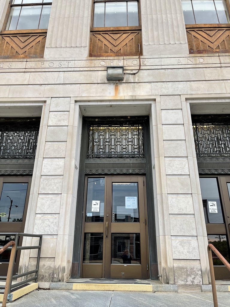 Entryway of Post Office and Federal Courthouse in Danville… Flickr