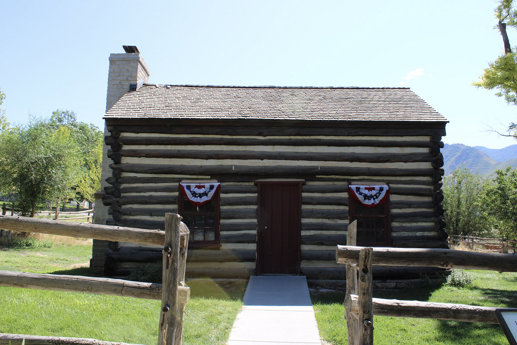 The Gardiner Cabin A portrait of the cabin Anne Post Fife Flickr