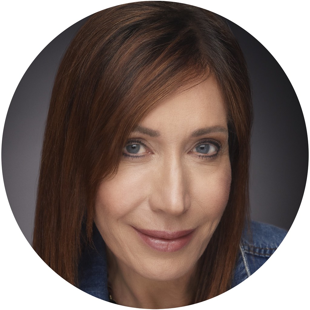 Brigitte Furst High Res 2022 v2 circle 8z Real Estate Flickr