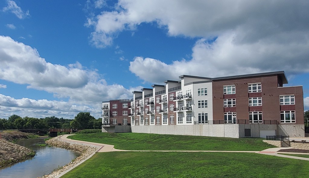 New apartments/condos downtown Dyersville Something you ra… Flickr