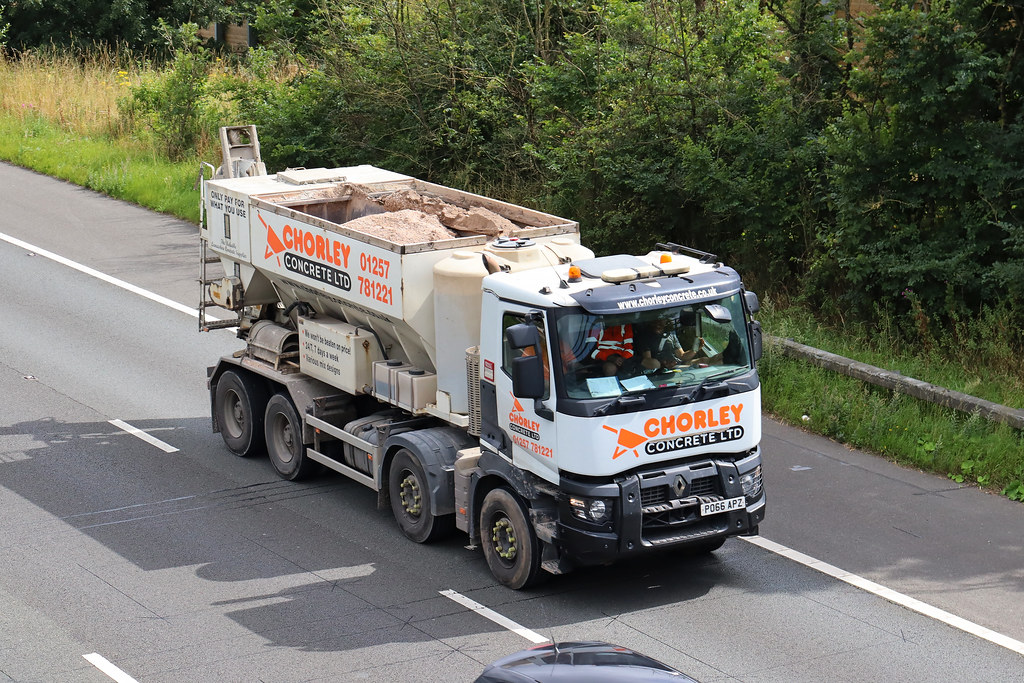 Chorley Concrete Renault PO66APZ M61 Westhoughton Flickr