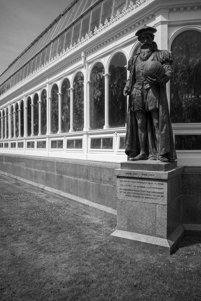 Sefton Park Palm House Mercator Statue, Sefton Park, Liver… Flickr