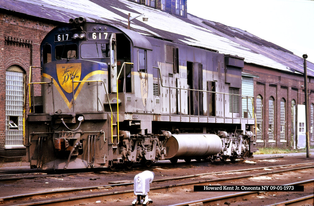 ALCO AT ONEONTA D&H C628 617 at Oneonta NY on 09011973.O… Flickr