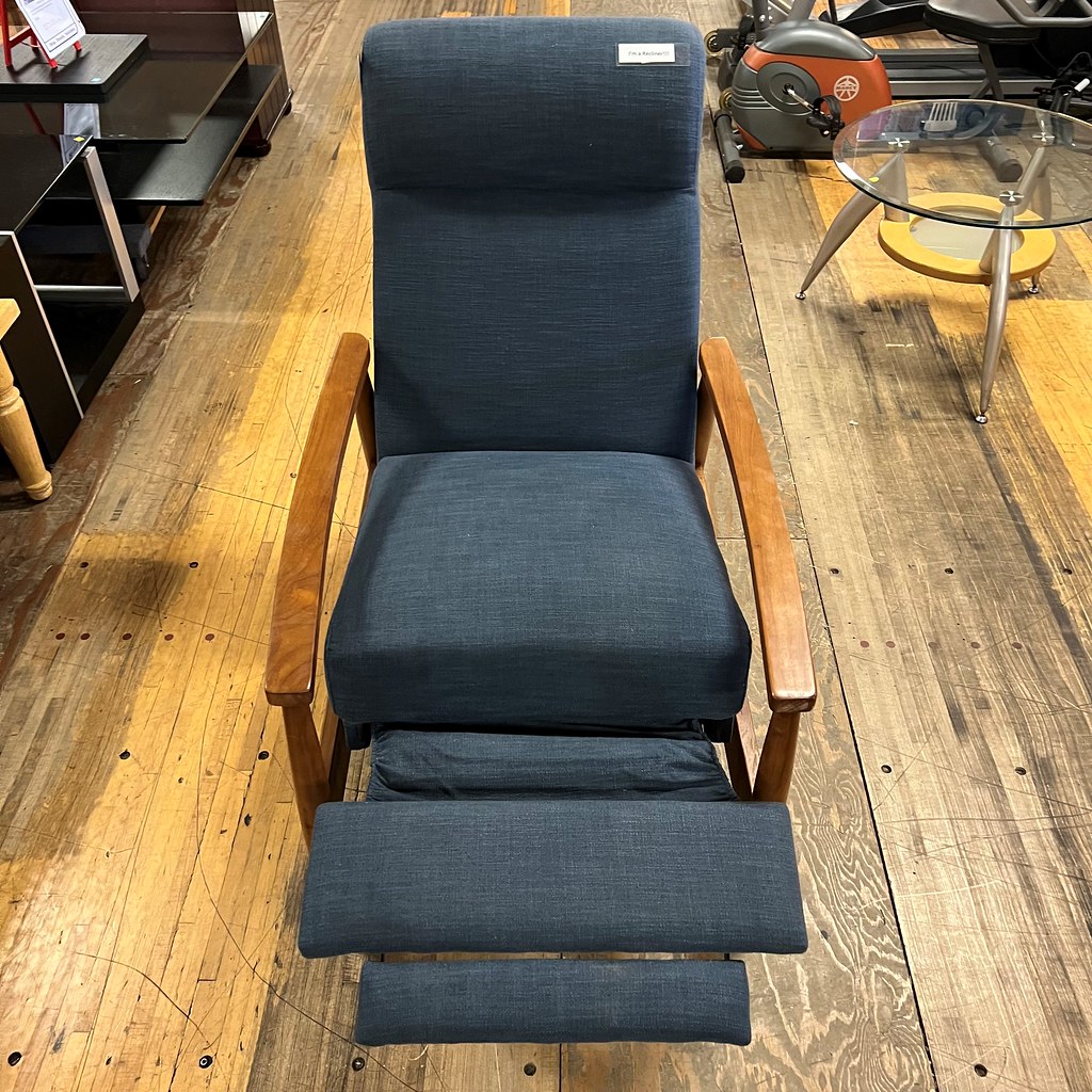 ConcordCoaster Furniture Push Recliner Blue(MSRP650)3… Flickr