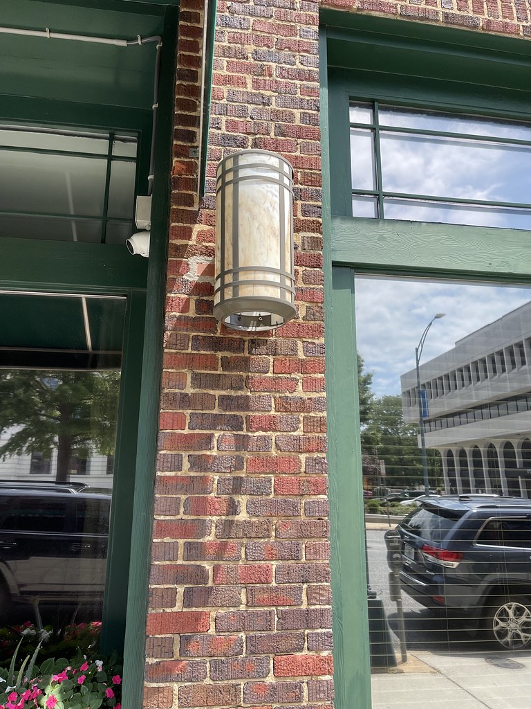 Light fixture on West Market Street in Greensboro, North C… Flickr