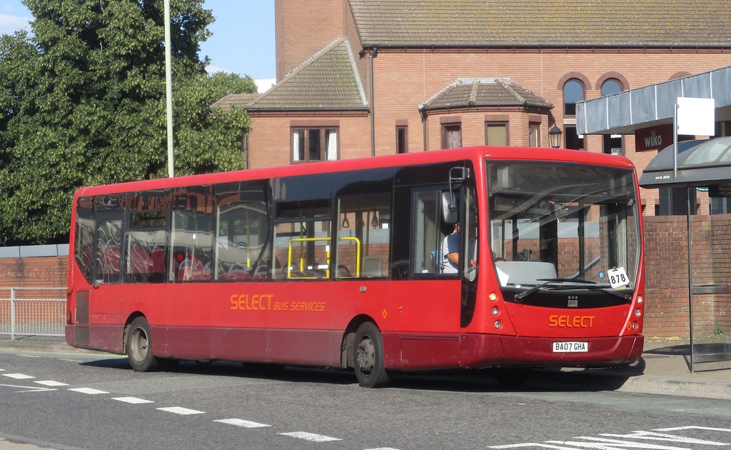 BA07GHA Stafford Select Bus Services Glaister2011 Flickr