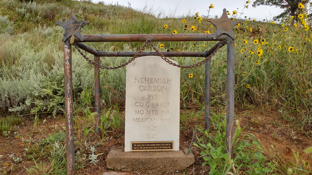 Pvt Carson grave, Pawnee Rock, Pawnee Rock, KS **Pawnee Ro… Flickr