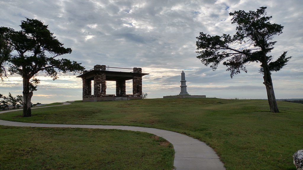 Pawnee Rock Monument, Pawnee Rock, KS **Pawnee Rock** Na… Flickr