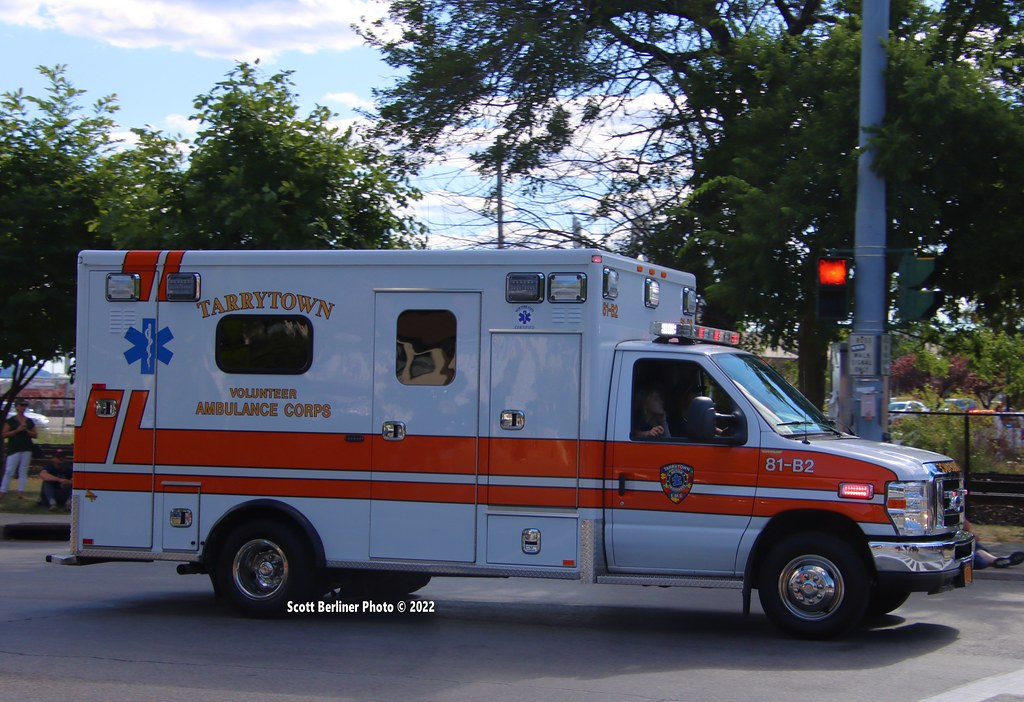 TARRYTOWN, NY VOLUNTEER EMS AMBULANCE Scott Berliner Flickr