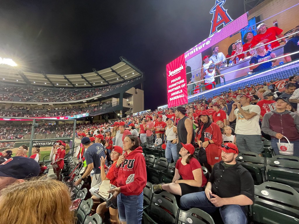 LA Angels Tailgate and Game APU Alumni Event August 12, … Flickr