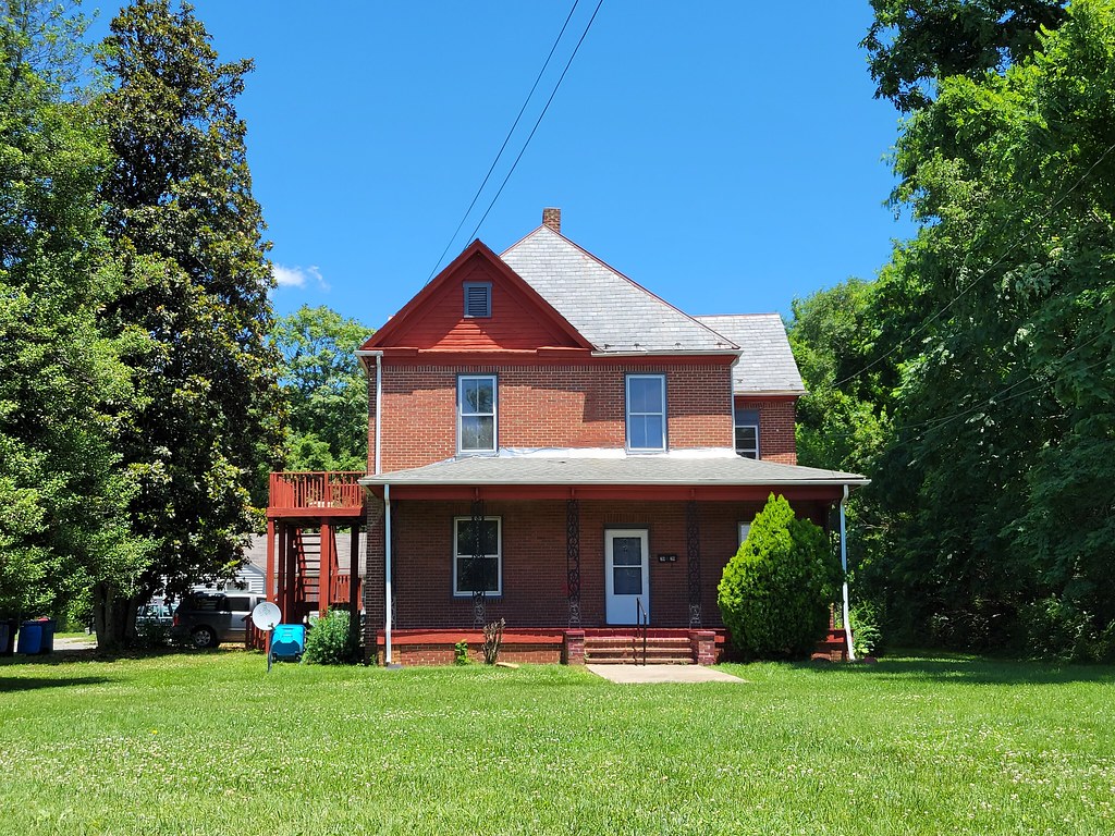house in Roanoke, Virginia on Cove Road Kipp Teague Flickr