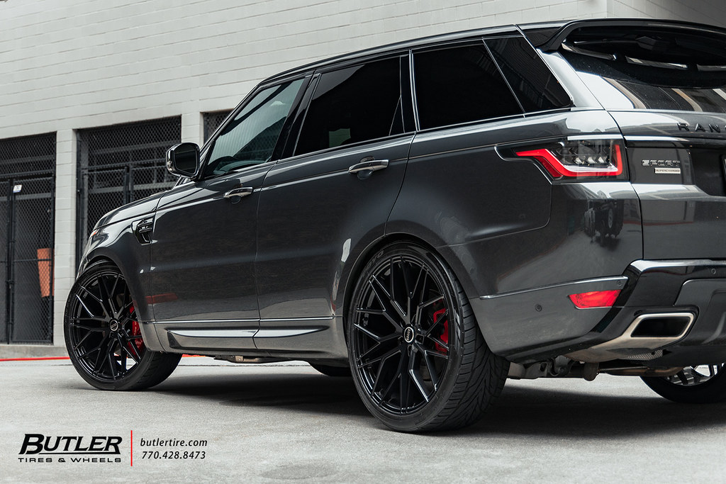 Range Rover Sport with 24in AG Luxury M520R Wheels and Toyo Proxes