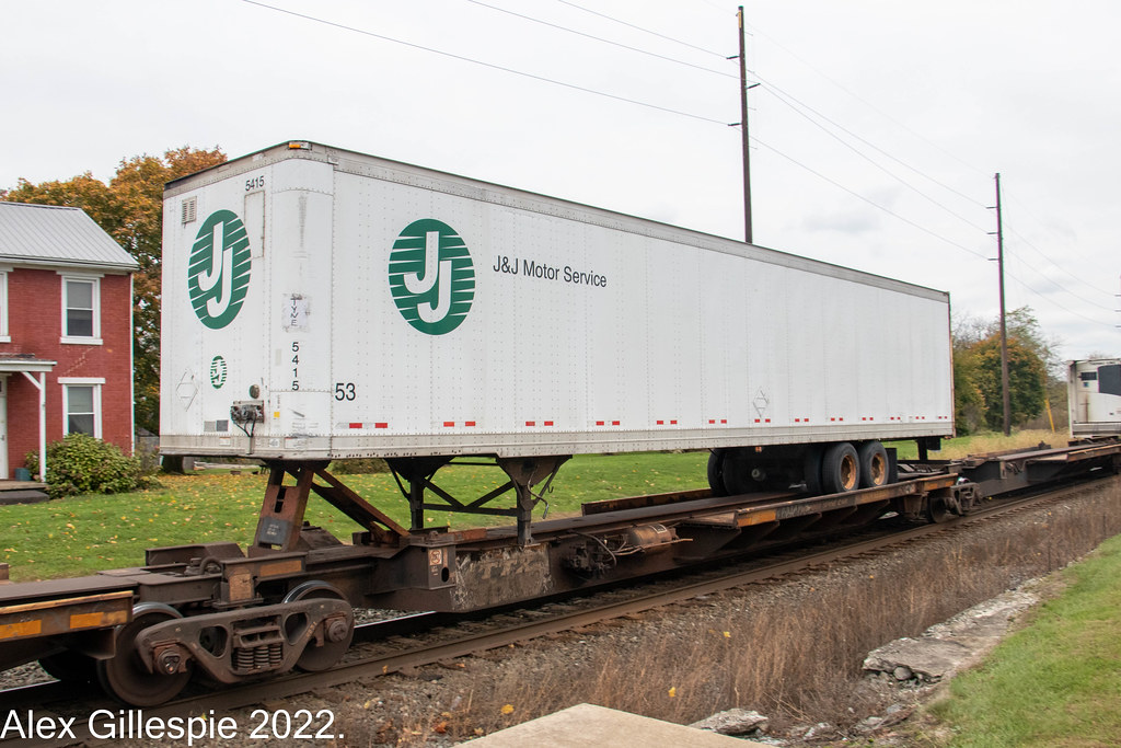 J&J Motor Service Trailer 3 J&J Motor Service Trailer head… Flickr