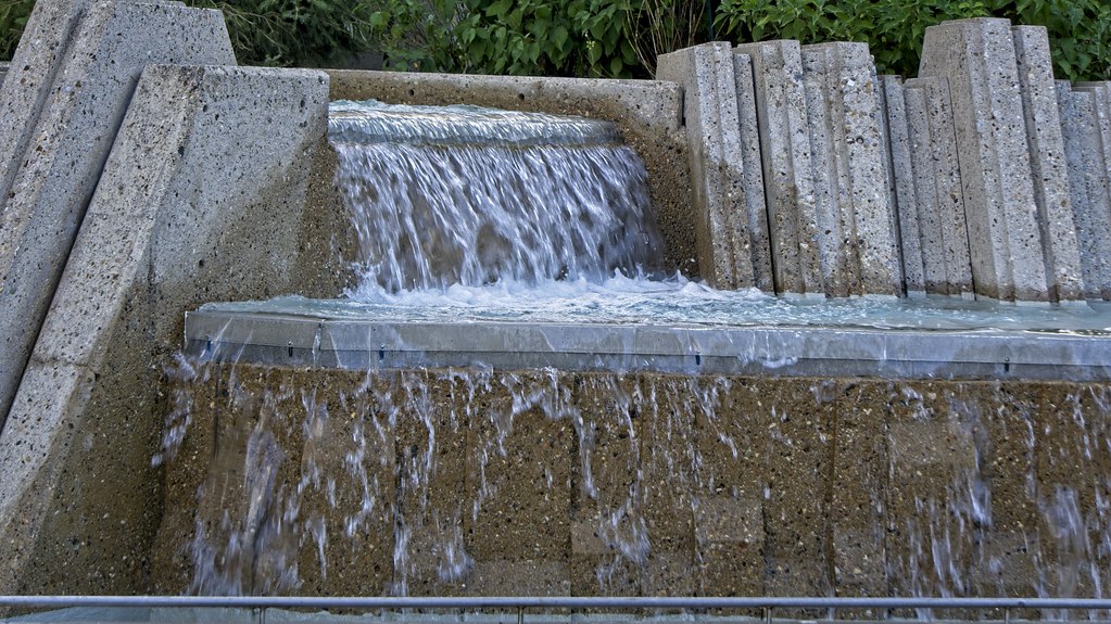 DWP08152022DSC03332 fountains Century Garden Calgary Alber… Flickr