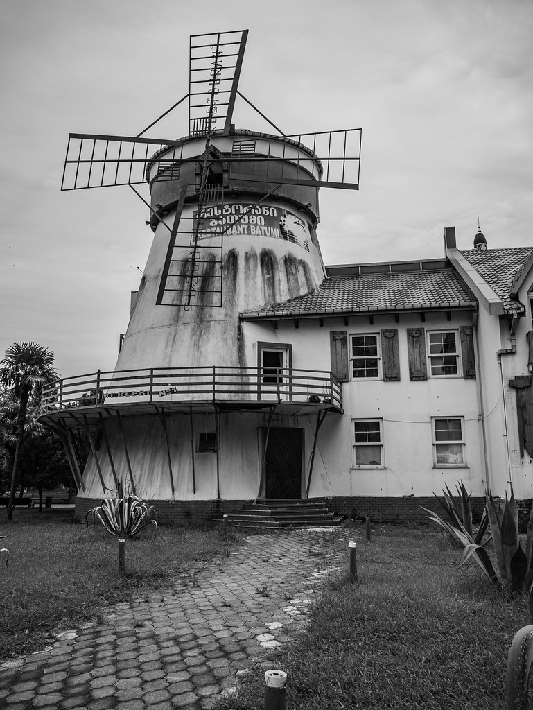 P1010688 Batumi July 2022 die_Made Flickr