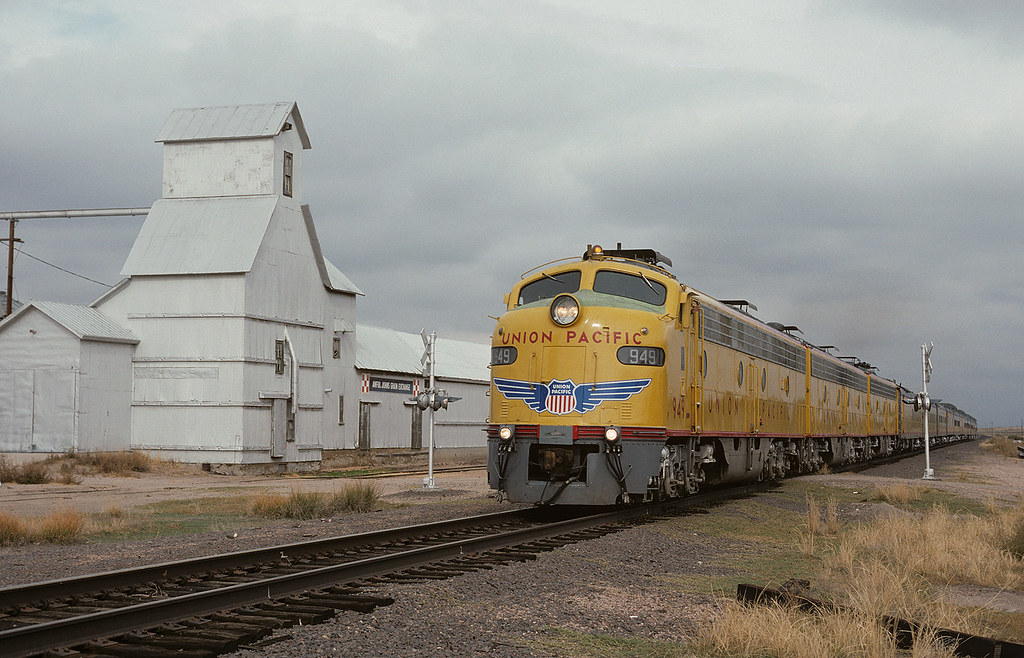 UP, Deer Trail, Colorado, 1994 Union Pacific Railroad loco… Flickr