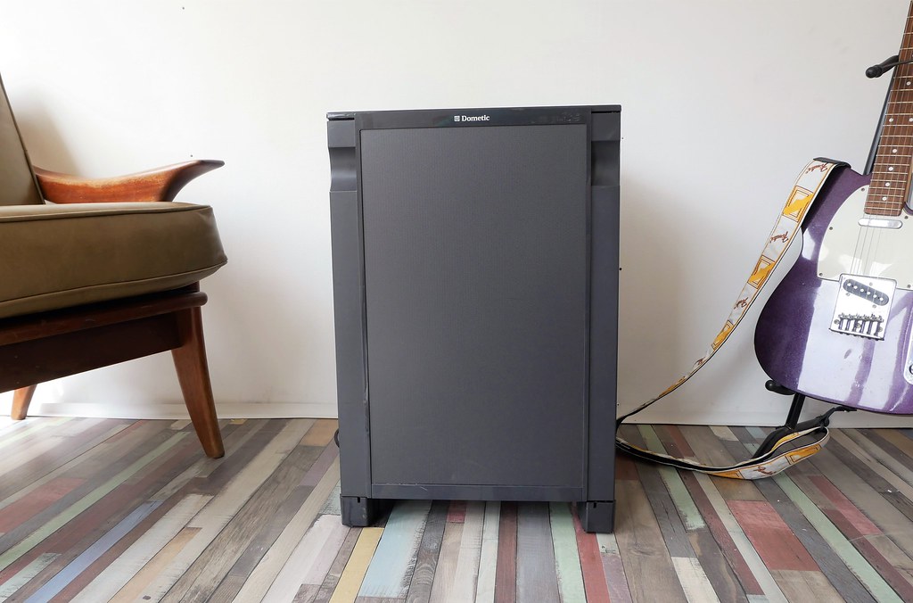 Dometic HIPRO 4000 Mini Bar Fridge Flickr