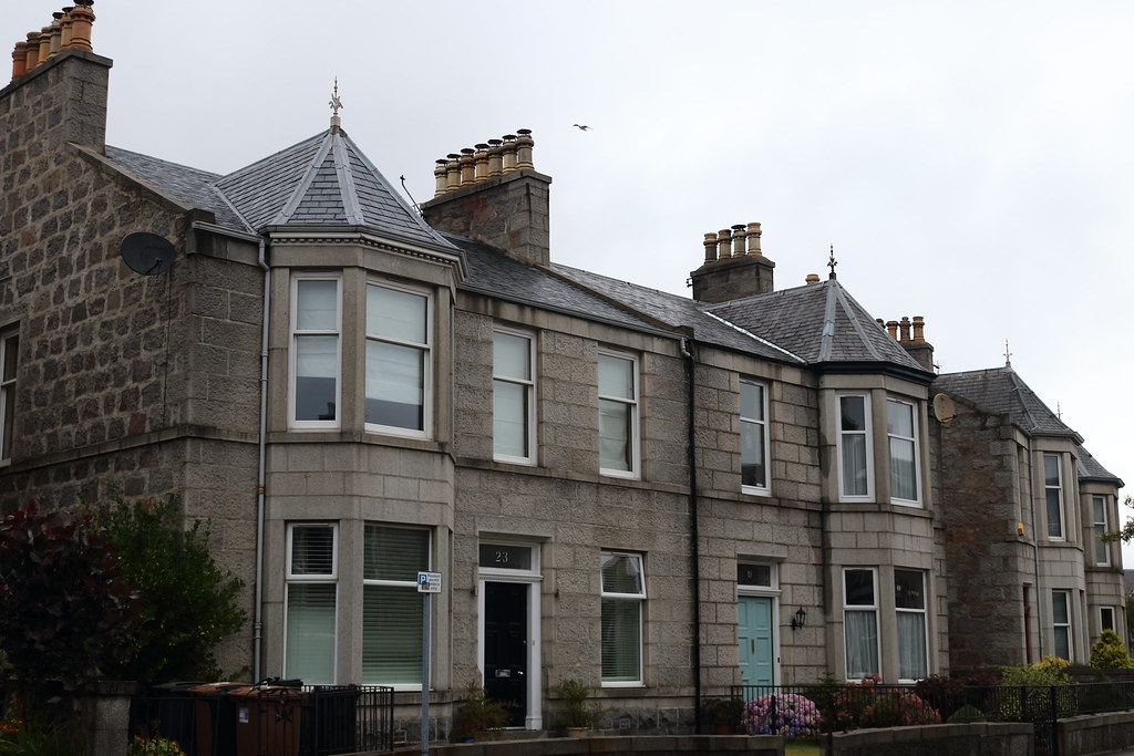 Belvidere Crescent,Aberdeen_aug 22_11966 Alan Longmuir. Flickr
