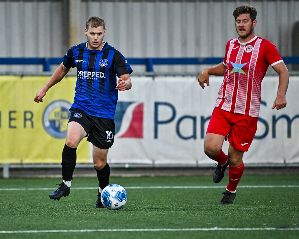 Clanfield FC vs Colden Common 16th Aug 22_7 Richard Murray Flickr