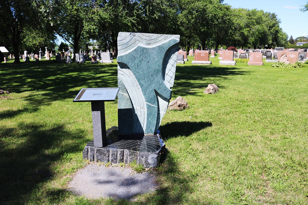 Cimetière SaintAntoine Longueuil (SaintHubert) Flickr