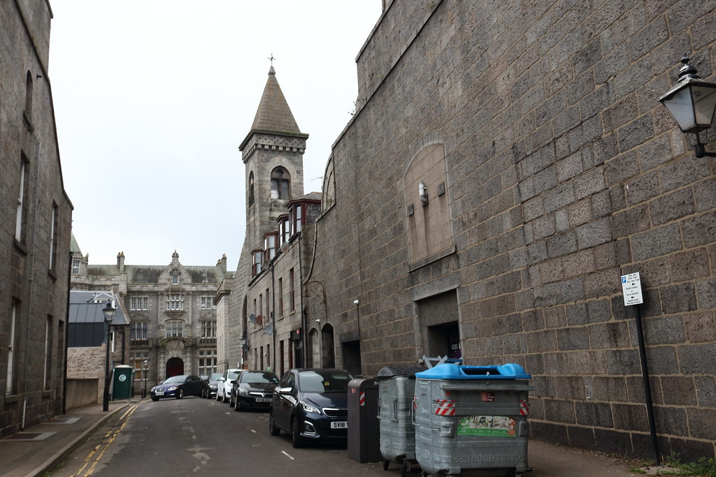 Crown Terrace,Aberdeen_aug 22_12099 Alan Longmuir. Flickr