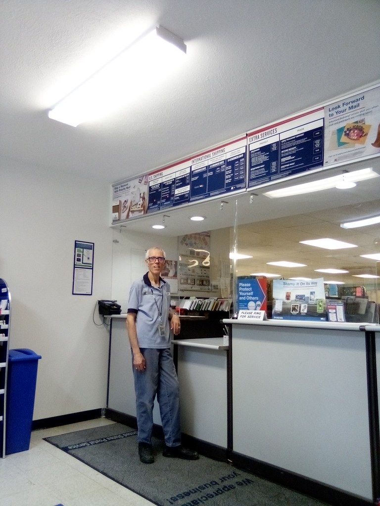 2022 window clerk John 128 Last day working at the Candia … Flickr