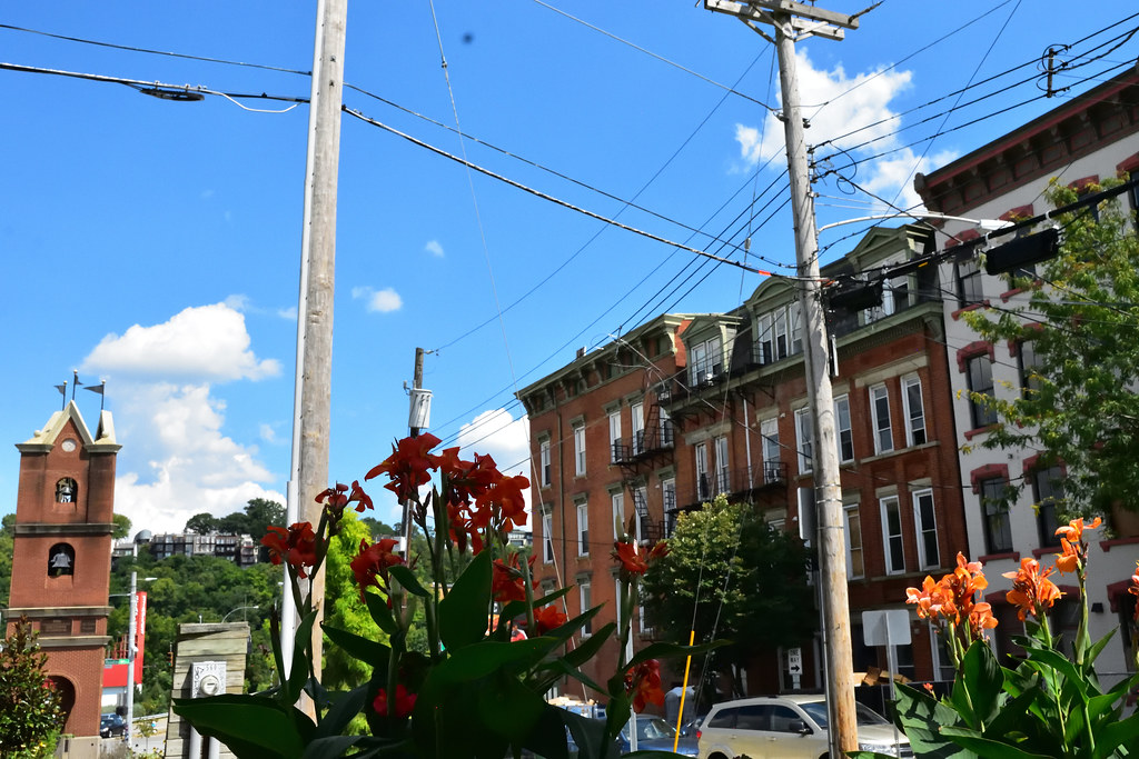 DSC_8850 East 13th Street Pendleton, Cincinnati. kennyb2b Flickr
