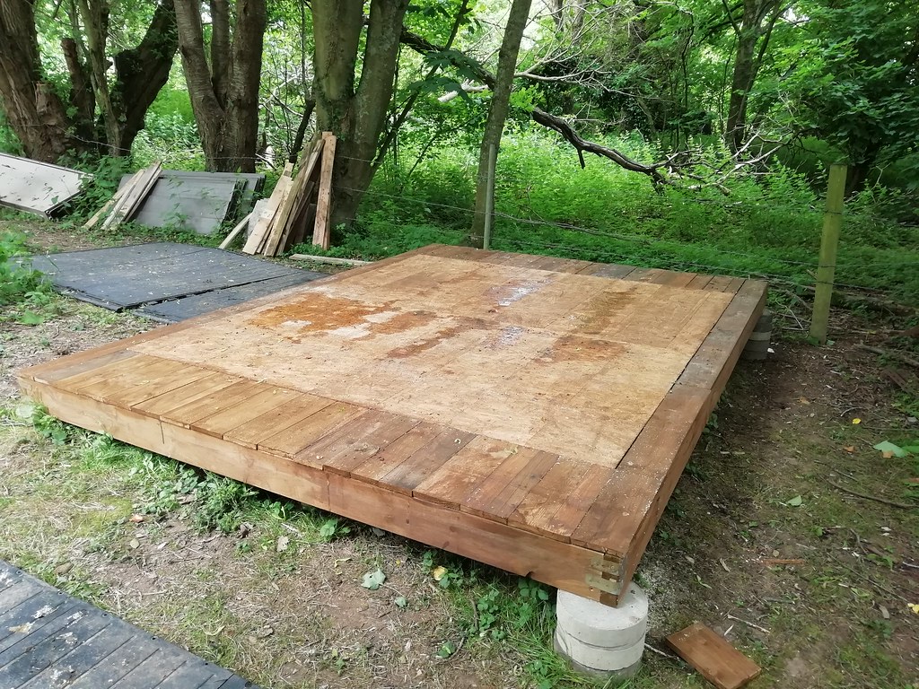 3Shed Floor 1 Pallet wood around the outside, which can b… Flickr