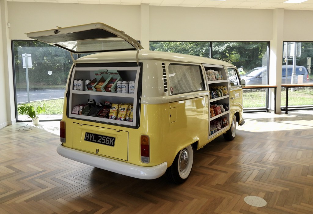 VW Van, The Cornish Oven, Truro Road, Scorrier, Redruth, C… Flickr