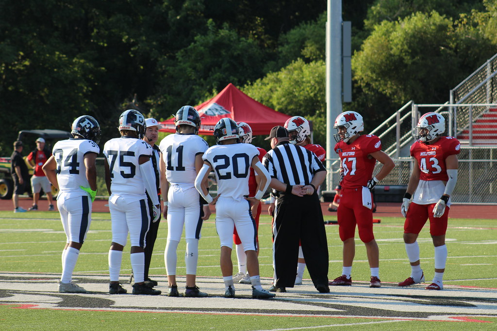 MHS Varsity FB vs. Edgewood Flickr
