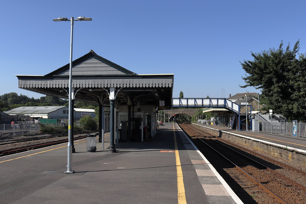 PAR (3) Looking northwards at Par, Cornwall, 11/08/22 ANDY'S UK