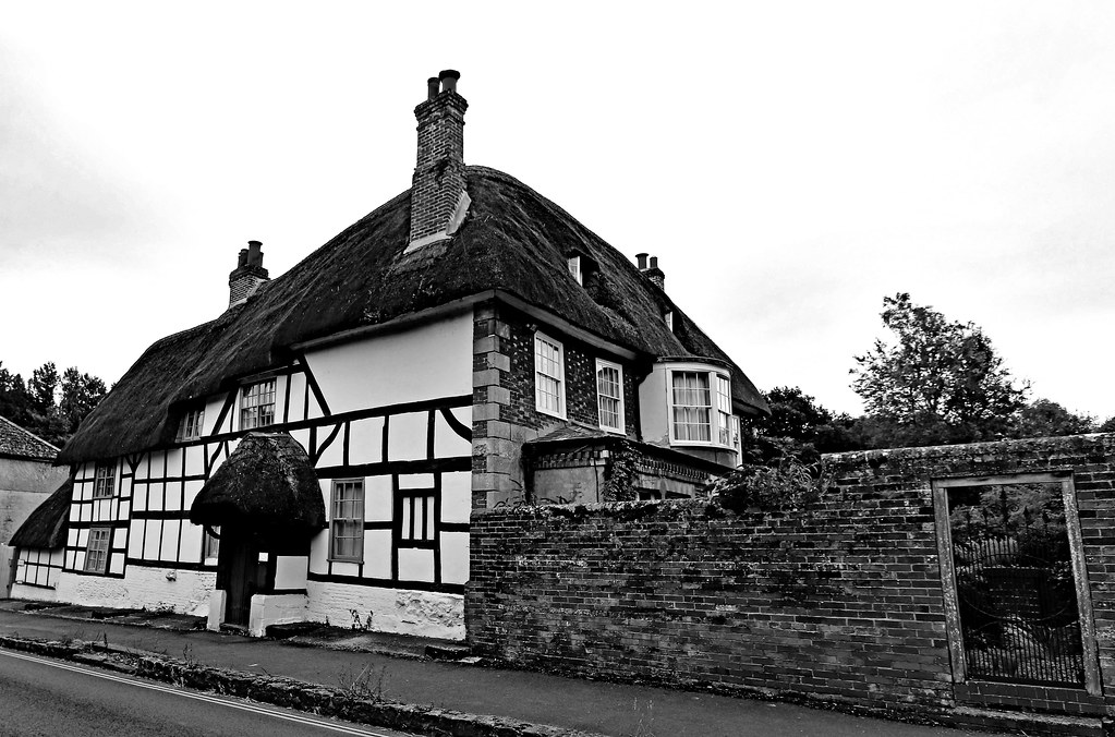pewsey IMG_4284 ( B & W Gerald Flickr