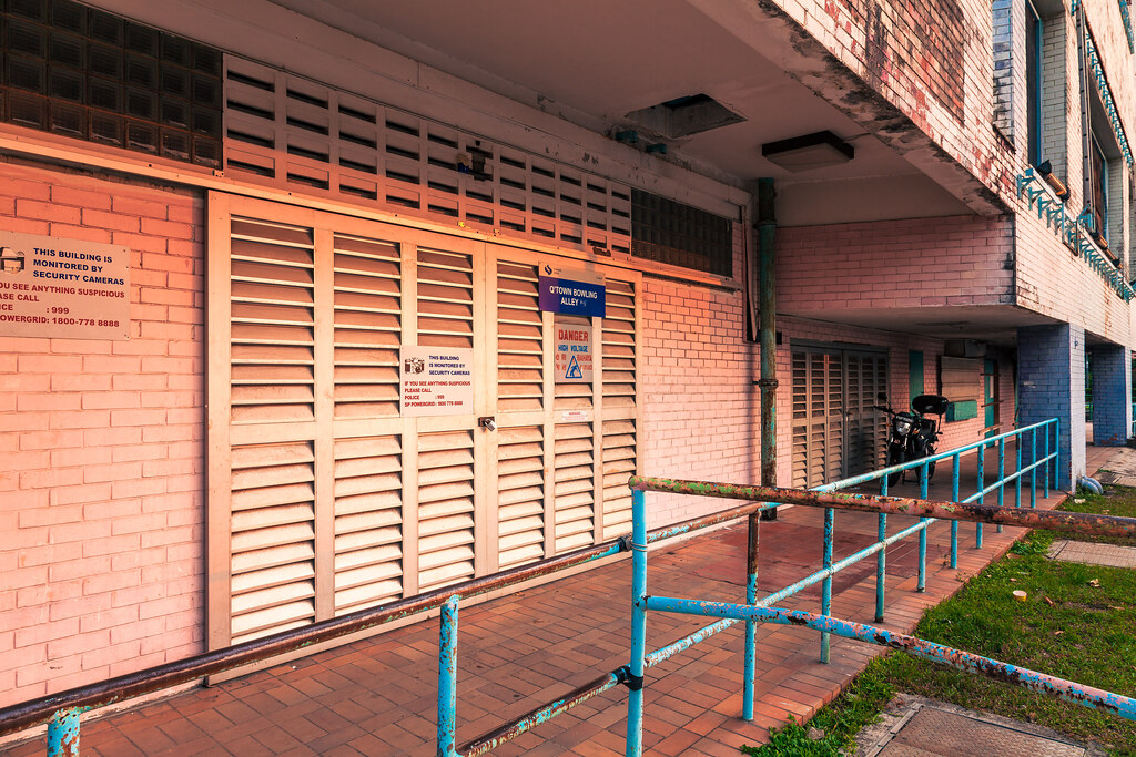 queenstown bowl queenstown queensway achresis khora Flickr