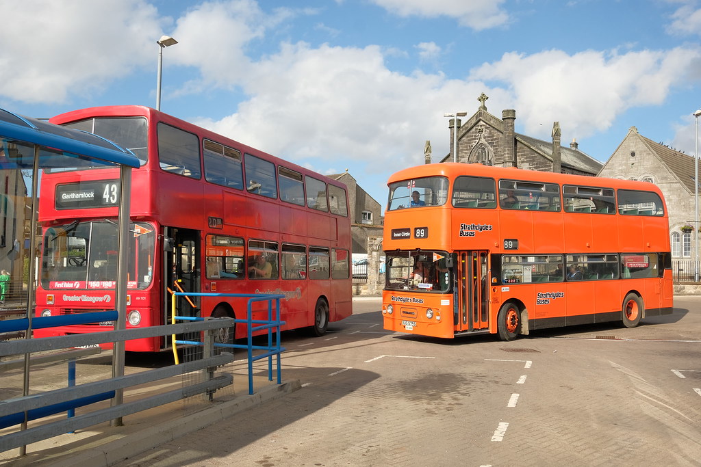 Dunfermline Bus Station Came from the Scottish Vintage bus… Flickr