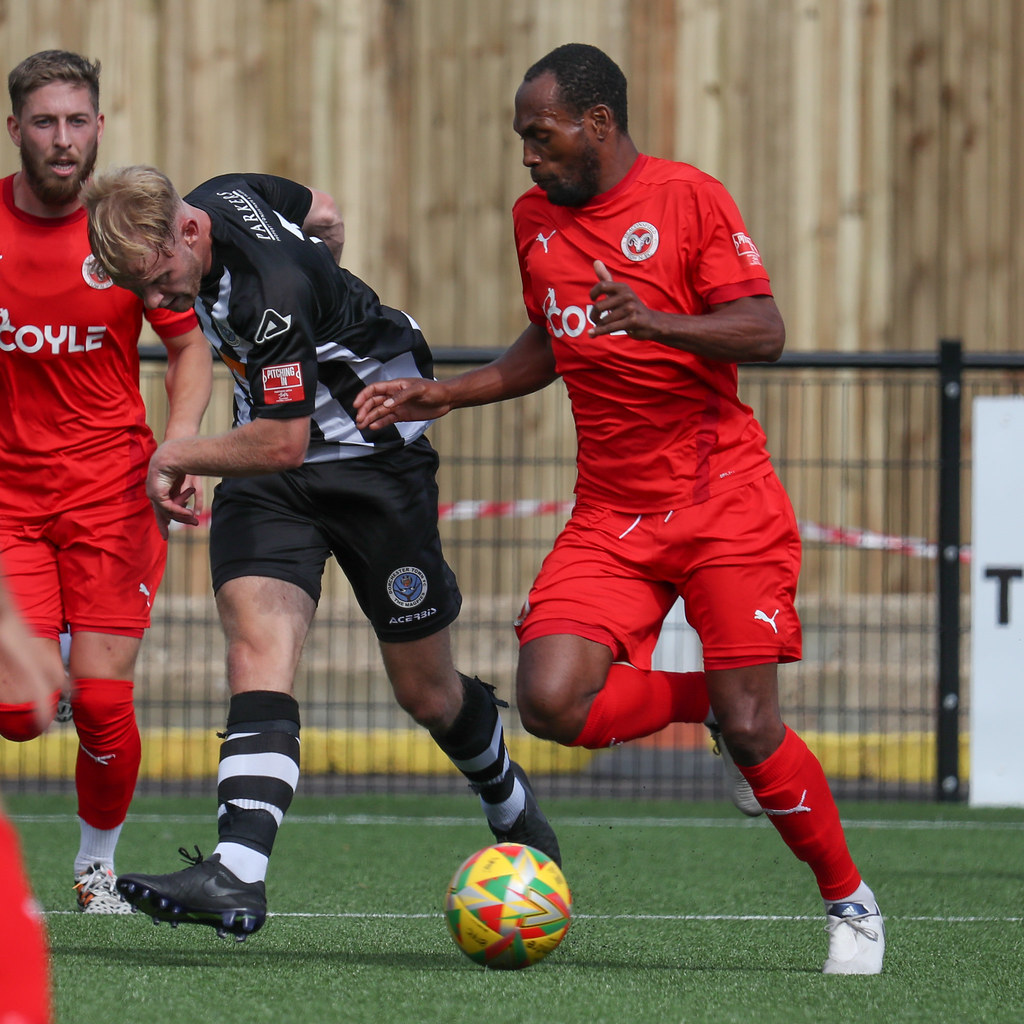 Beaconsfield Town FC and Dorchester Town FC Dorchester Tow… Flickr