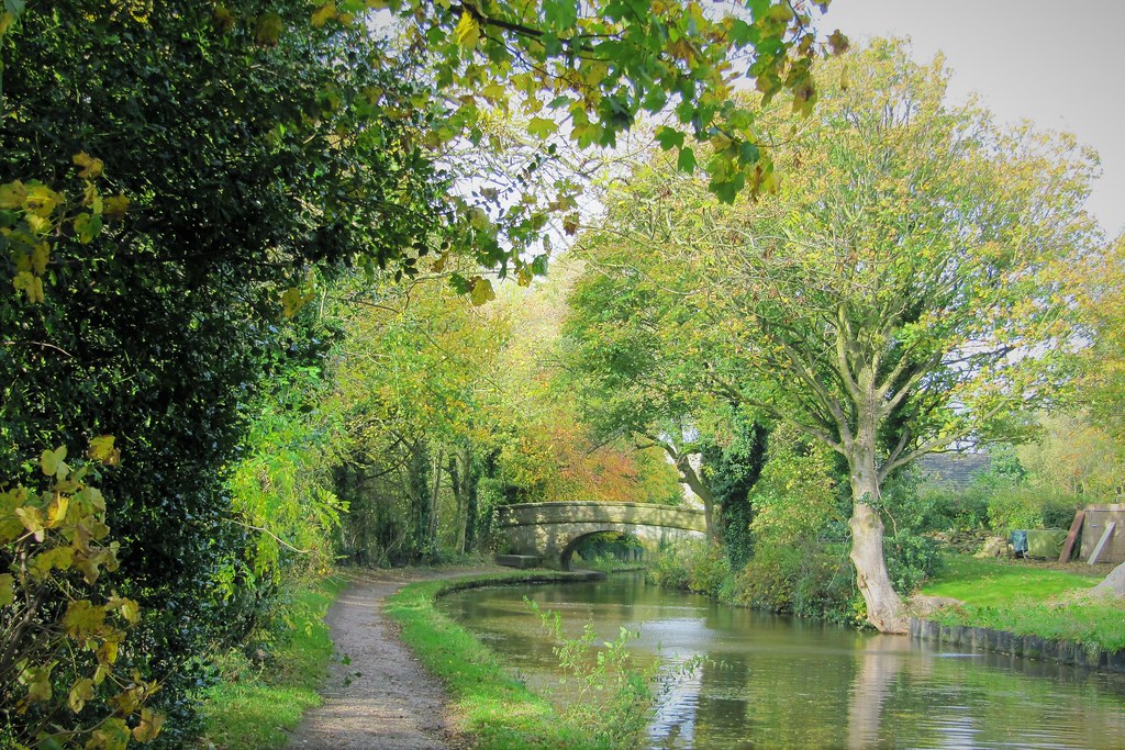 Macclesfield Canal, Kerridge, Cheshire Taken 24/10/2012 HighPeak92