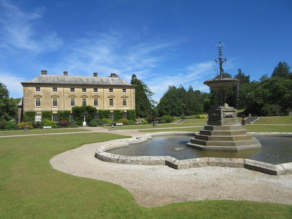 Pencarrow House Ancestral home of the MolesworthSt Aubyn … Flickr