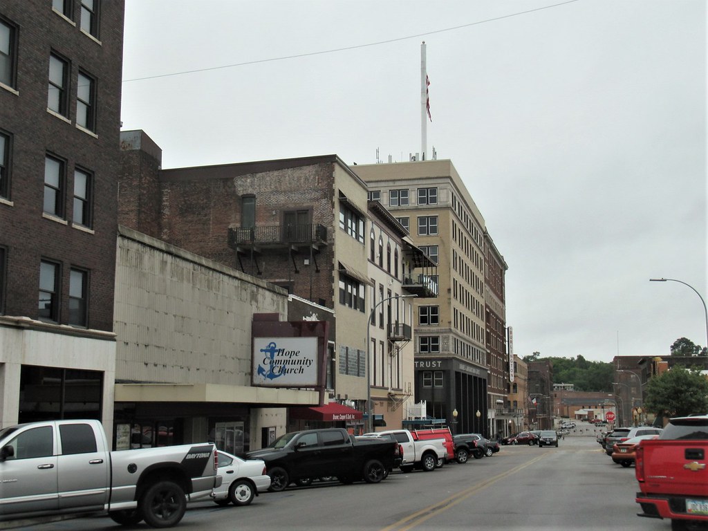 View on 3rd Street, Burlington, Iowa Paul McClure Flickr