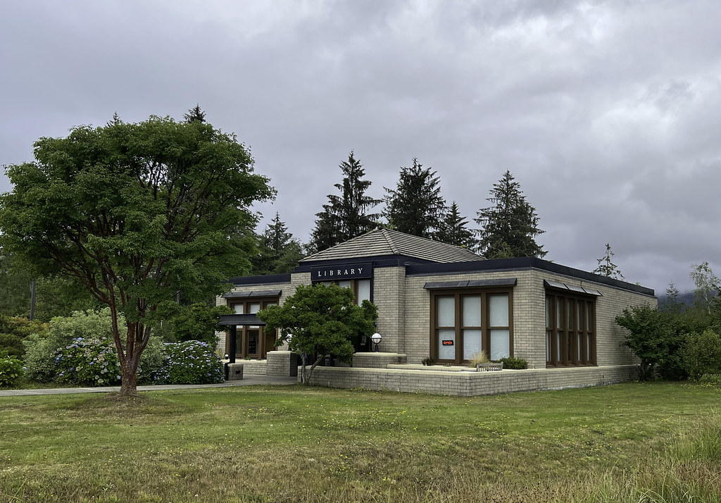 Naselle Timberland Library The library in the hamlet of Na… Flickr
