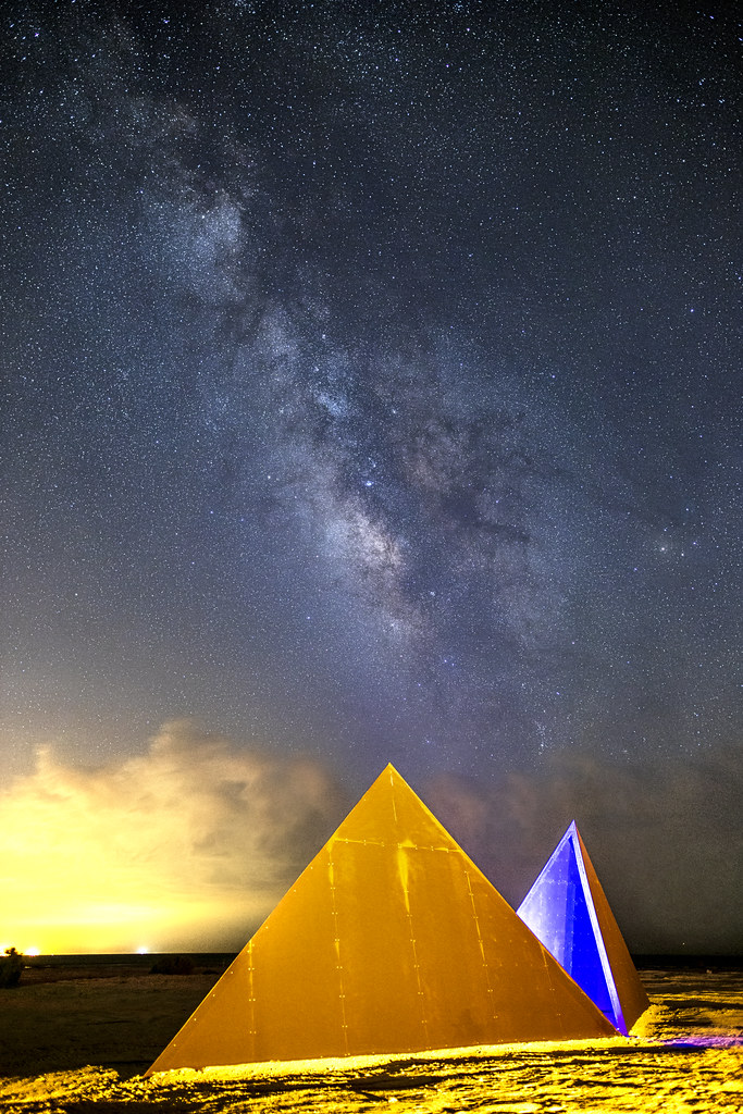 Milky Way Over the Great Pyramids of Bombay Beach The Milk… Flickr