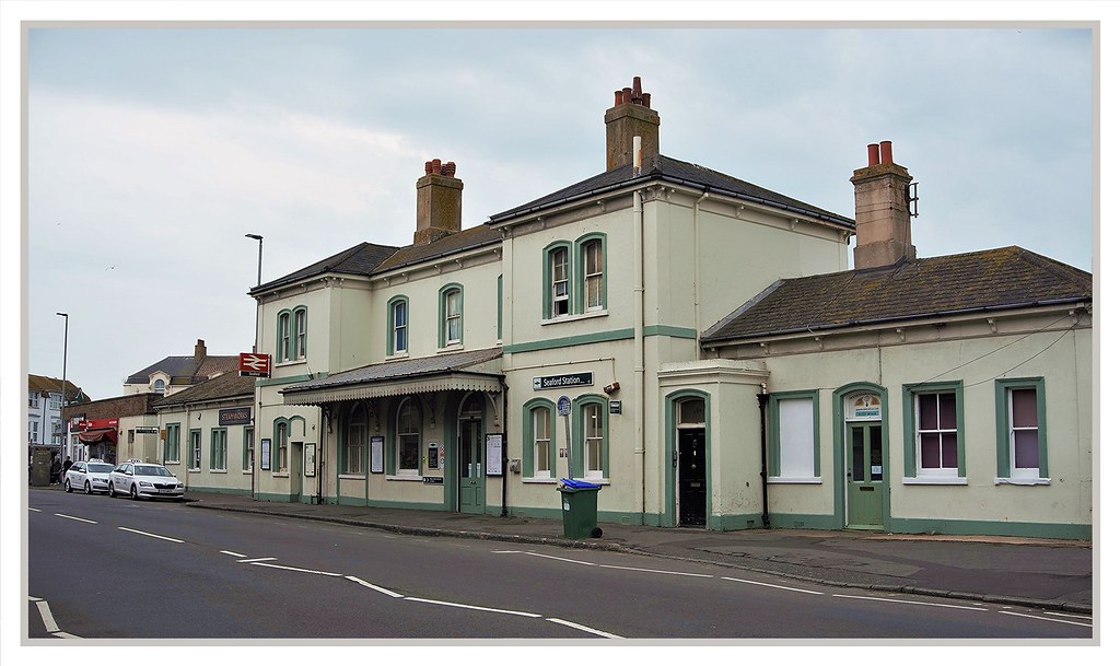 Seaford Station 2. anthony allan Flickr
