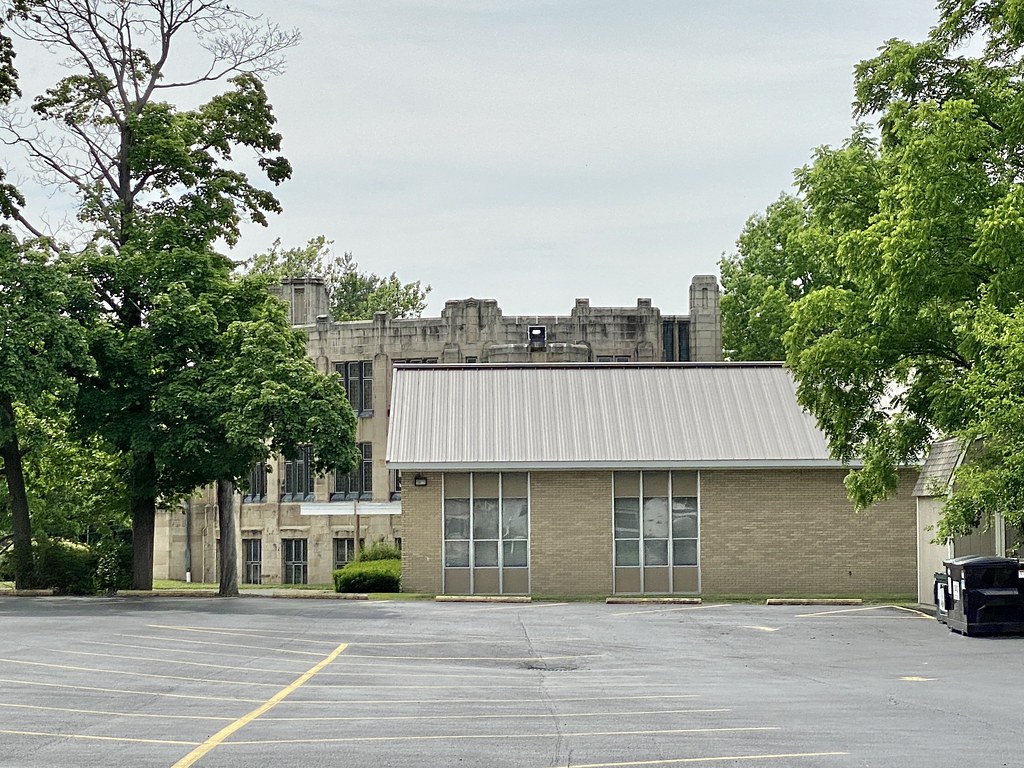 Old Stone Church, Main Street and Elyria Avenue, Amherst, … Flickr