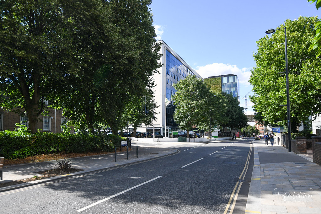 Clarendon Road Watford The changing of Clarendon Road in… Flickr