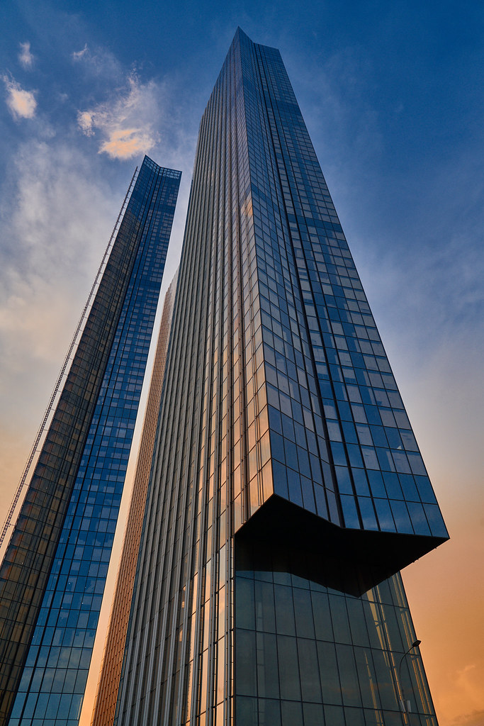 LS302088 Sergey Lanin Flickr