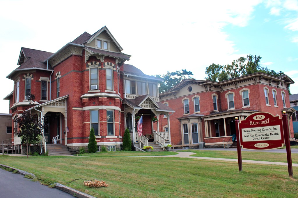 NY Penn Yan Elks Club Building a photo on Flickriver